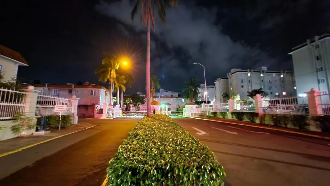 Oaklands Oasis Apartment Kingston Jamaica