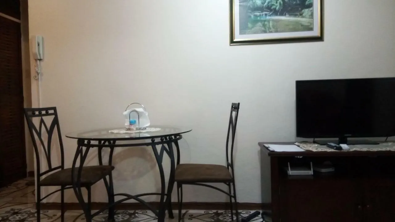 Oaklands Oasis Apartment Kingston